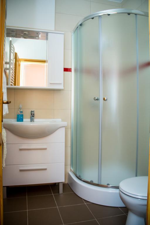 Akacliget Vendeghaz Es Major Hotell Ofeherto Exteriör bild